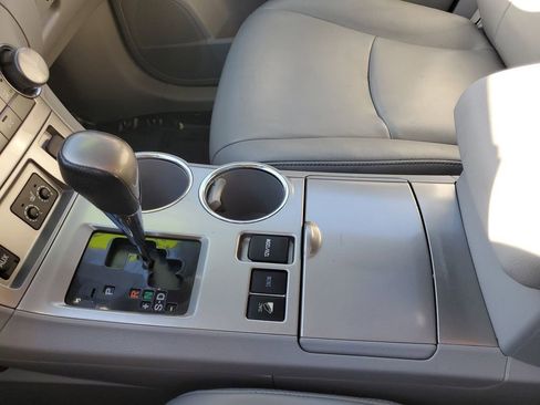 Used 2013 Toyota Highlander SE image 33