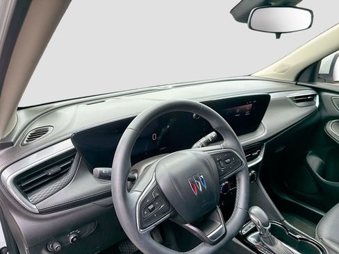 Used 2024 Buick Encore GX Sport Touring FWD image 10