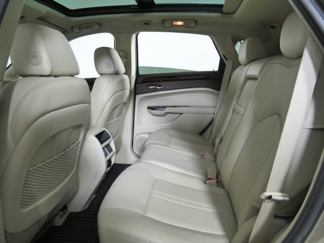 Used 2016 Cadillac SRX Luxury w/ Driver Awareness Package AWD/4WD image 15