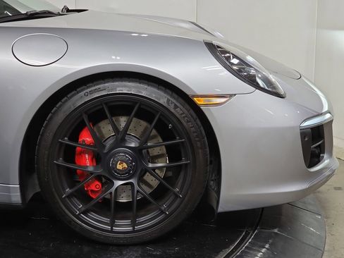 Used 2019 Porsche 911 Carrera GTS RWD image 11