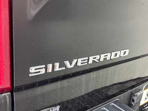 Used 2020 Chevrolet Silverado 1500 High Country w/ Safety Package II AWD/4WD image 15