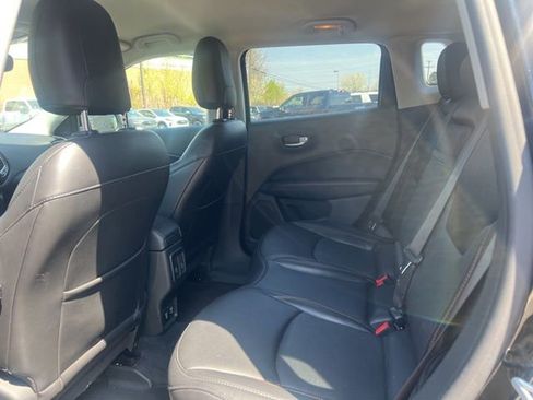 Used 2019 Jeep Compass Limited AWD/4WD image 17