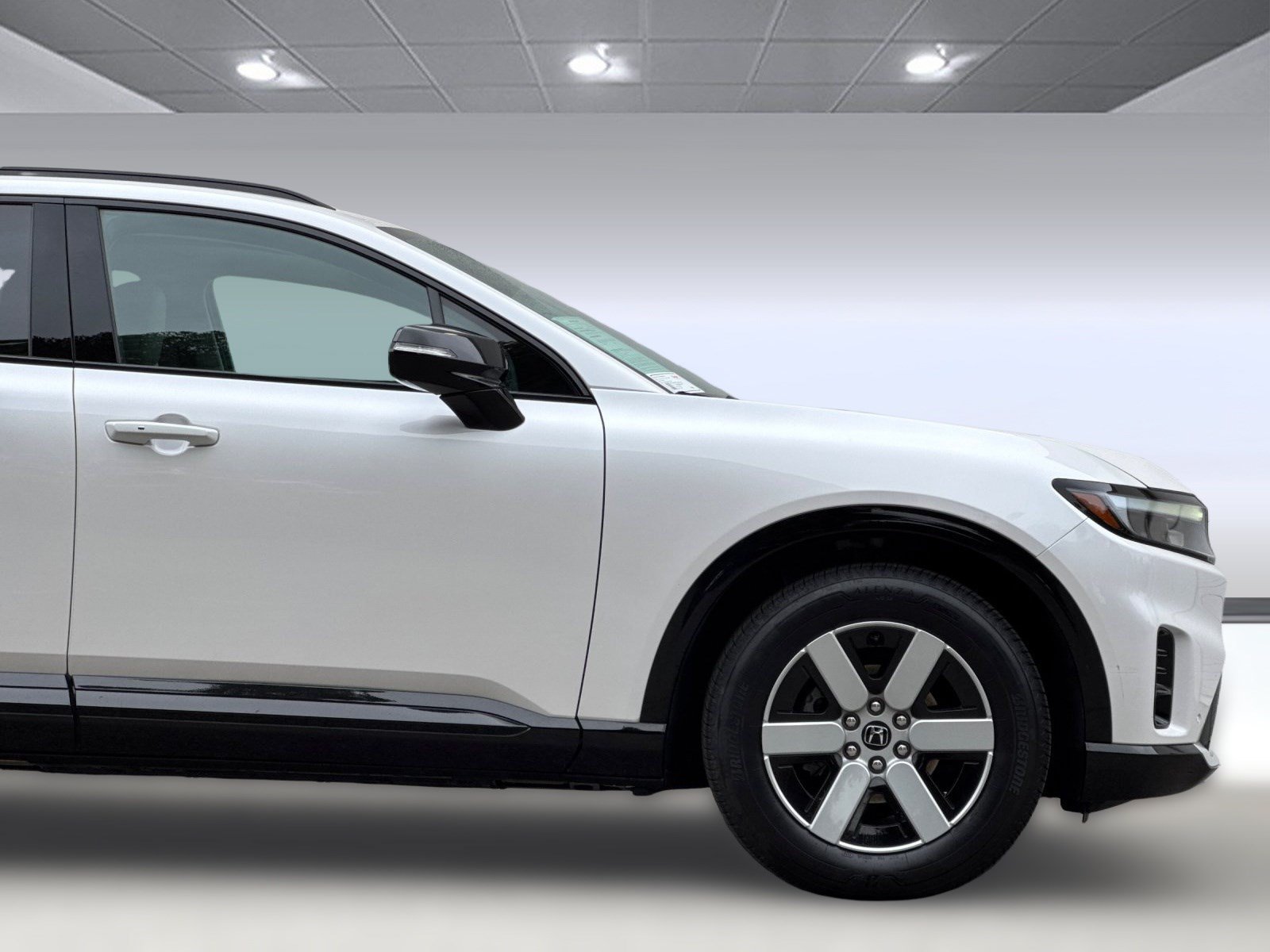 Certified 2024 Honda Prologue Touring image 36
