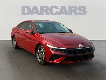 Used 2025 Hyundai Elantra Limited