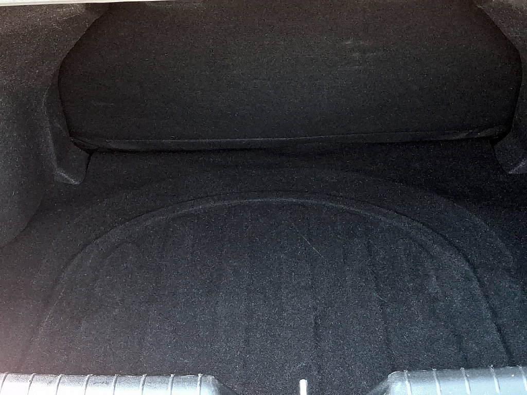 Used 2024 Hyundai Elantra SEL FWD image 29