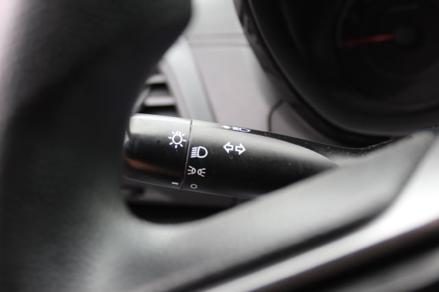 Used 2019 Subaru Crosstrek 2.0i AWD/4WD image 17