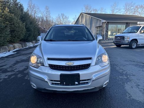 Used 2015 Chevrolet Captiva Sport LT w/ Convenience Package image 3