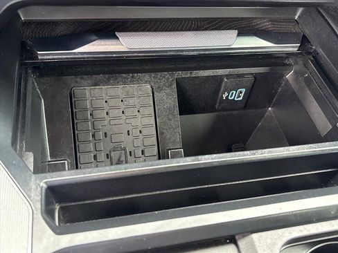 Used 2025 Ford F250 Platinum AWD/4WD image 39
