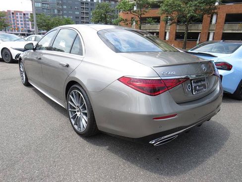 Used 2024 Mercedes-Benz S 580 4MATIC Sedan image 2