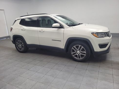 Used 2019 Jeep Compass Latitude w/ Popular Equipment Group FWD image 11