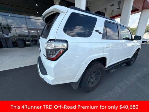 Used 2021 Toyota 4Runner TRD Off-Road Premium w/ Moonroof Package AWD/4WD image 14