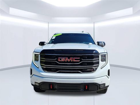 Used 2025 GMC Sierra 1500 AT4 AWD/4WD image 2