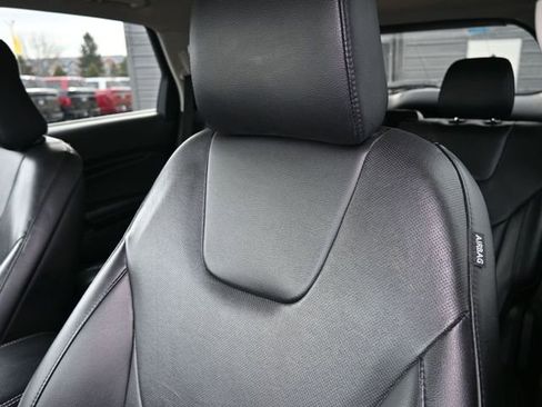 Used 2022 Ford Edge Titanium w/ Equipment Group 301A image 19