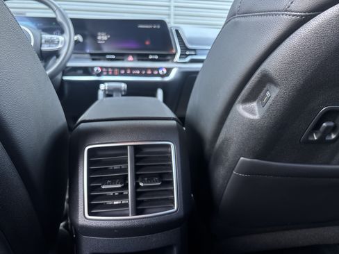 Used 2025 Kia Sportage X-Line AWD/4WD image 52