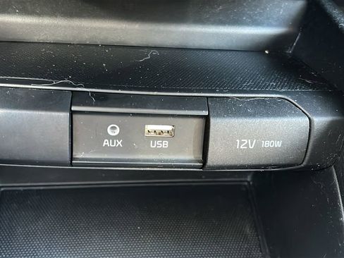 Used 2020 Kia Rio LX image 26