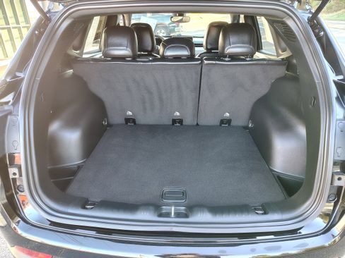 Certified 2023 Jeep Compass Latitude image 12