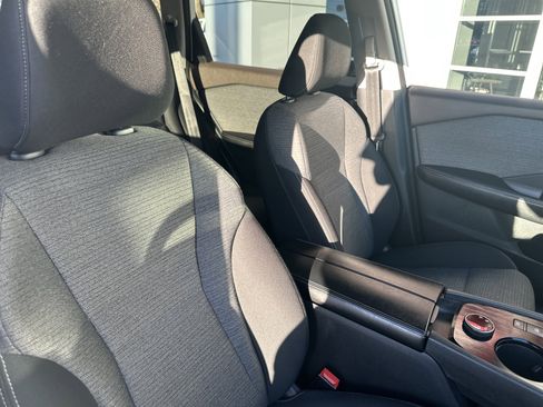 Used 2022 Nissan Rogue SV image 28