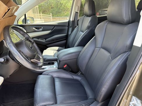 Used 2022 Subaru Ascent Limited w/ Technology Package AWD/4WD image 11