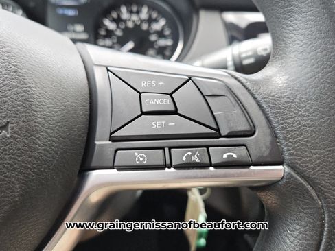 Used 2017 Nissan Rogue S FWD image 13