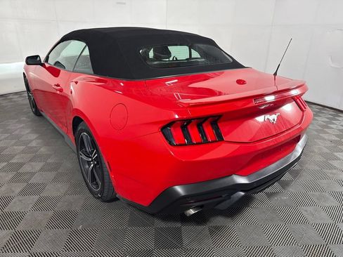 Used 2025 Ford Mustang Premium RWD image 9