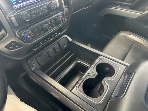 Used 2019 Chevrolet Silverado 2500 LTZ w/ Duramax Plus Package AWD/4WD image 18