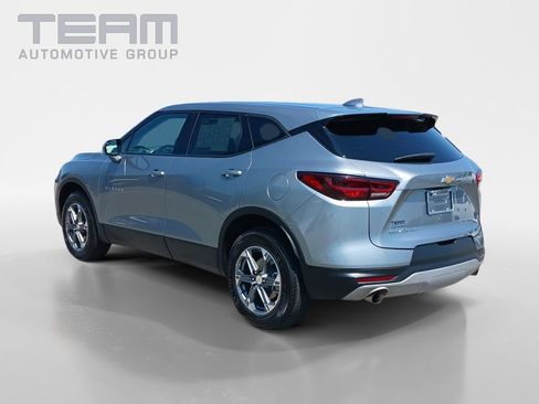 Used 2025 Chevrolet Blazer LT AWD/4WD image 5
