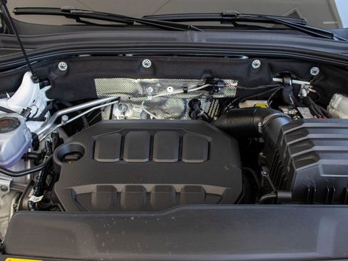 New 2025 Volkswagen Atlas Cross Sport SEL R-Line image 28