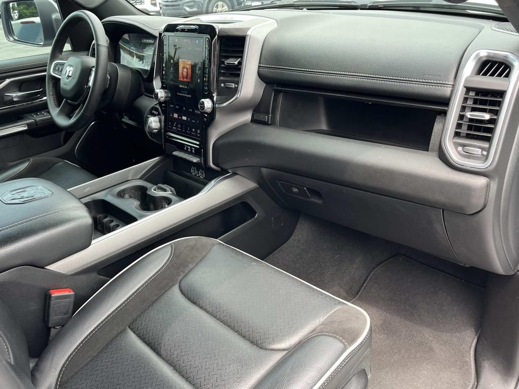 Used 2025 RAM 1500 Laramie AWD/4WD image 23