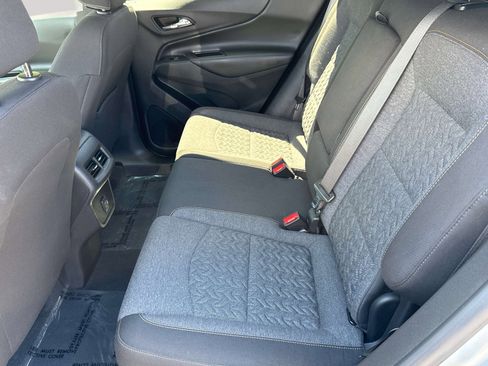 Used 2022 Chevrolet Equinox LT FWD image 32