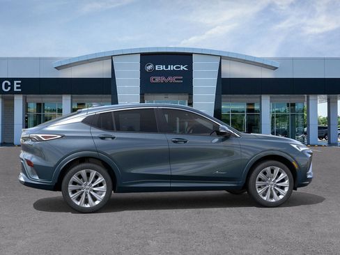 New 2026 Buick Envista Avenir image 5