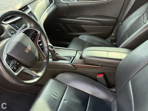 Used 2018 Cadillac XTS Luxury AWD/4WD image 17