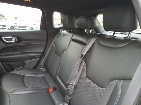 Used 2025 Jeep Compass Latitude w/ Altitude Special Edition image 26