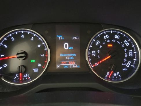 Used 2019 Toyota RAV4 XLE Premium w/ Cold Weather Package FWD image 21