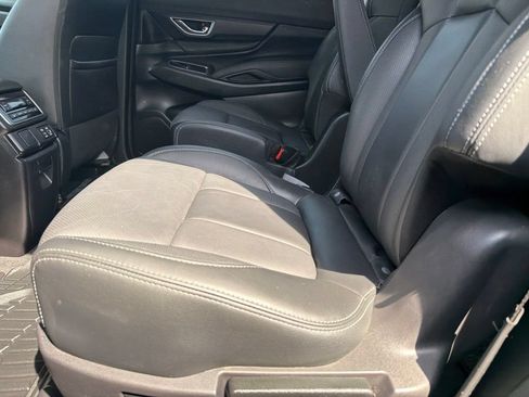 Used 2023 Subaru Ascent Limited AWD/4WD image 21