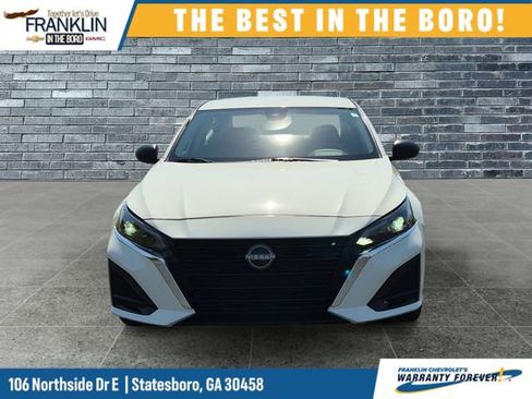 Used 2025 Nissan Altima 2.5 SV FWD image 9