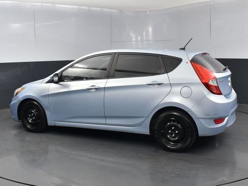 Used 2012 Hyundai Accent GS FWD image 7