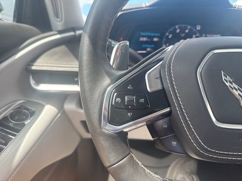 Used 2023 Chevrolet Corvette Stingray Premium Conv w/ Z51 Performance Package RWD image 17