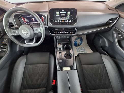 Certified 2023 Nissan Rogue Platinum w/ Platinum Premium Package FWD image 34