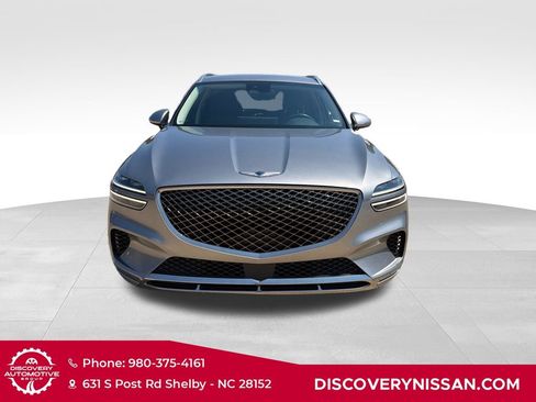 Used 2025 Genesis GV70 2.5T AWD/4WD image 2