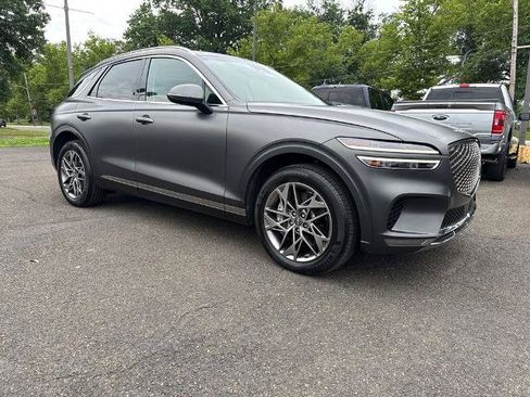 Used 2024 Genesis GV70 2.5T w/ Select Package AWD/4WD image 3