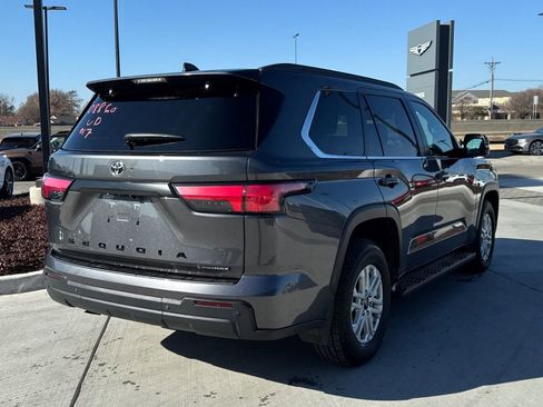 Used 2025 Toyota Sequoia SR5 AWD/4WD image 23