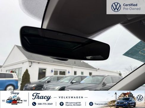 Certified 2023 Volkswagen Tiguan SE w/ Panoramic Sunroof Package AWD/4WD image 23