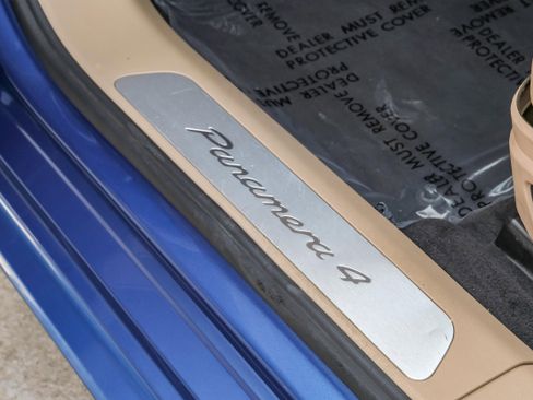 Used 2018 Porsche Panamera 4 w/ Sport Chrono Package image 45