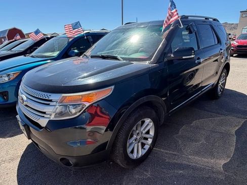 Used 2014 Ford Explorer XLT w/ Equipment Group 202A AWD/4WD image 1