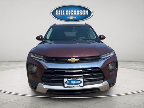 Used 2023 Chevrolet TrailBlazer LT FWD image 2