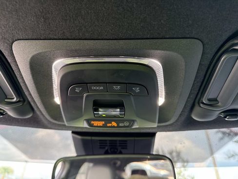 Used 2026 Toyota Corolla SE FWD image 41