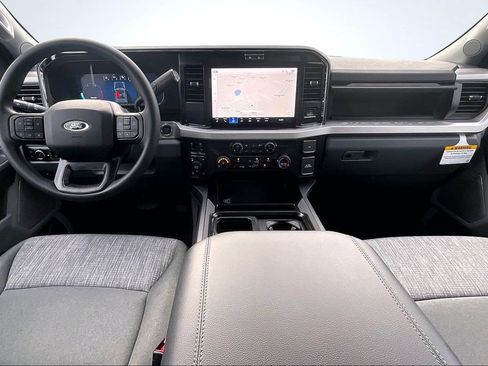 New 2026 Ford F250 XLT w/ XLT Premium Package AWD/4WD image 5