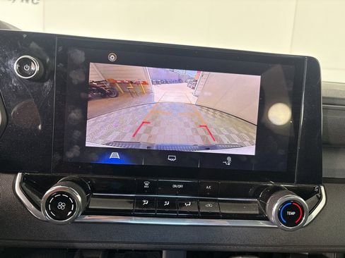 Used 2024 Chevrolet Colorado W/T RWD image 14