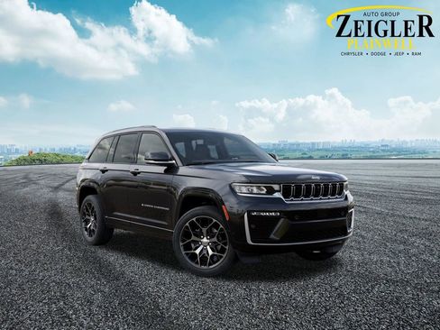 New 2026 Jeep Grand Cherokee Summit w/ Adv Protech Group IV AWD/4WD image 5