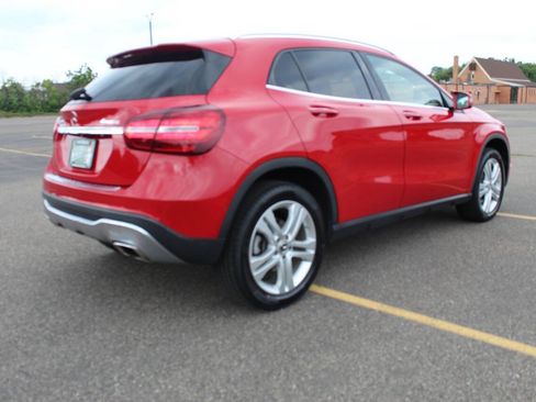 Used 2020 Mercedes-Benz GLA 250 4MATIC image 7